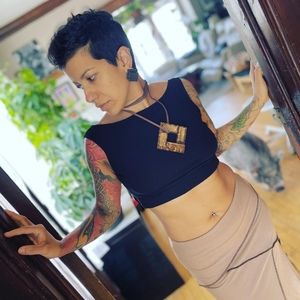 Meet your Posher, Miriam